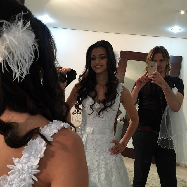Dia da Noiva de Cristiane Rodrigues no JJ Cabeleireiros