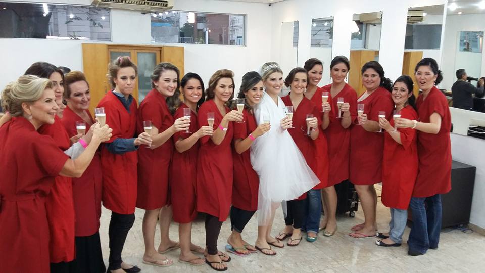 Dia da Noiva E das Madrinhas de Mariana Gracia no JJ Cabeleireiros