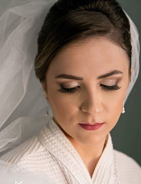 dia da noiva JJ Cabeleireiros - penteado e maquiagem