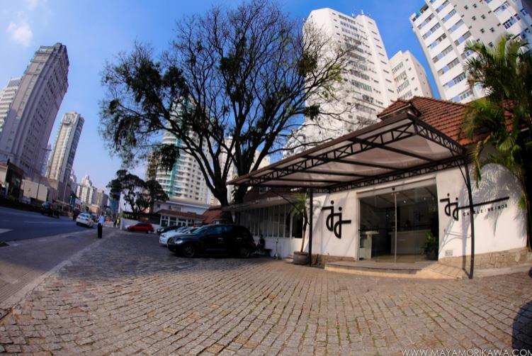 fachada jj cabeleireiros foto maya morikawa