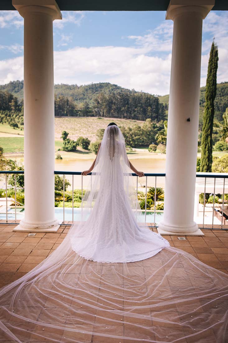 Ensaio de penteado e maquiagem de noivas para casamento no campo com JJ Cabeleireiros At Home