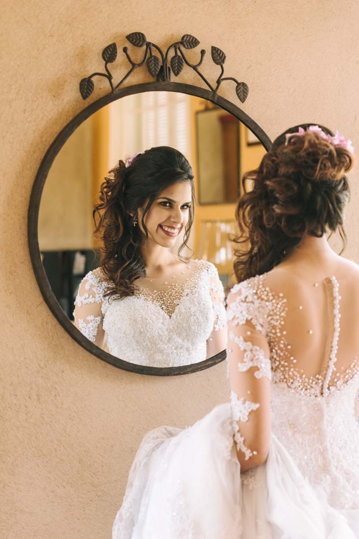 Ensaio de penteado e maquiagem de noivas para casamento no campo com JJ Cabeleireiros At Home