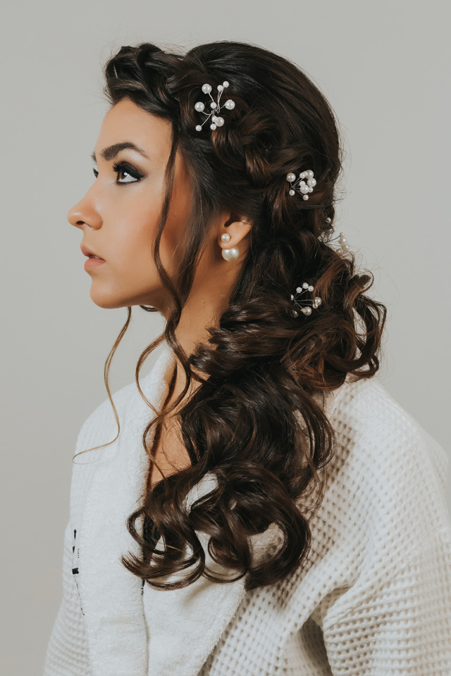 Ensaio de penteado e maquiagem de noivas para casamento no campo com JJ Cabeleireiros At Home