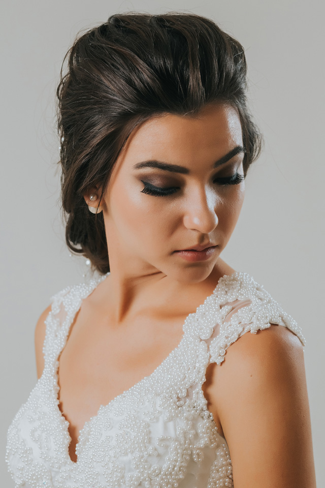Ensaio de penteado e maquiagem de noivas para casamento no campo com JJ Cabeleireiros At Home