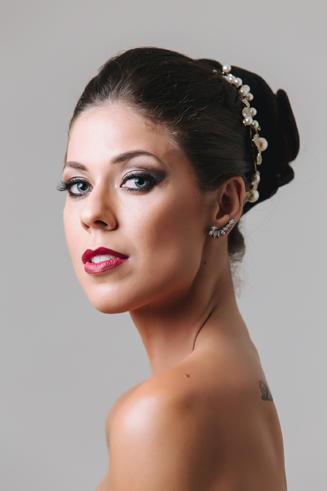 Ensaio de penteado e maquiagem de noivas e madrinhas