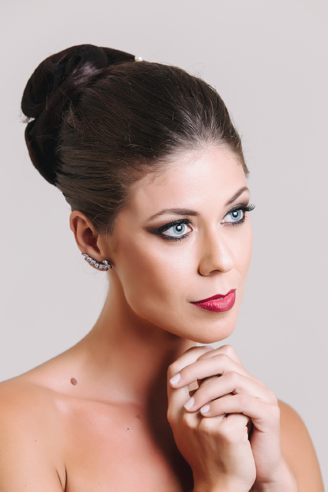 Ensaio de penteado e maquiagem de noivas e madrinhas