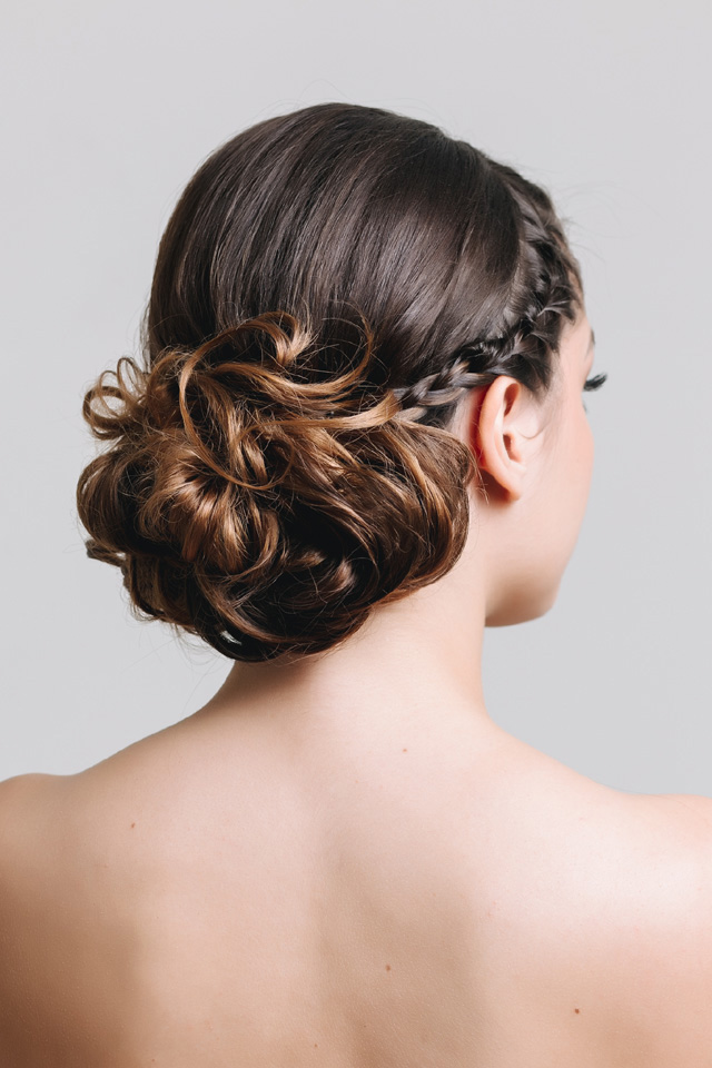 Ensaio de penteado e maquiagem de noivas e madrinhas